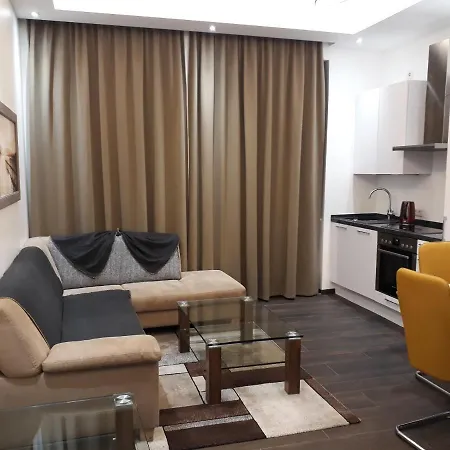 Apartamento Royal Boardinghouse Gmbh - *